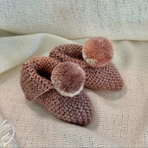 Baby Booties 0-3 months, Baby Shoes with Pompons, Newborn Socks Baby Sho…